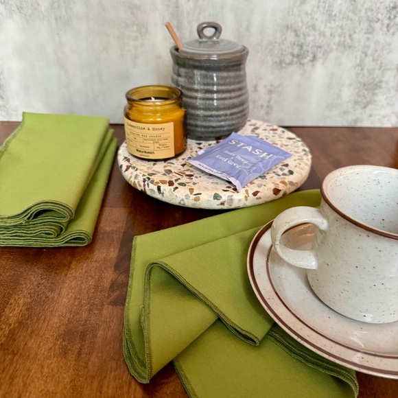 Green Napkins - Picture 1 of 4